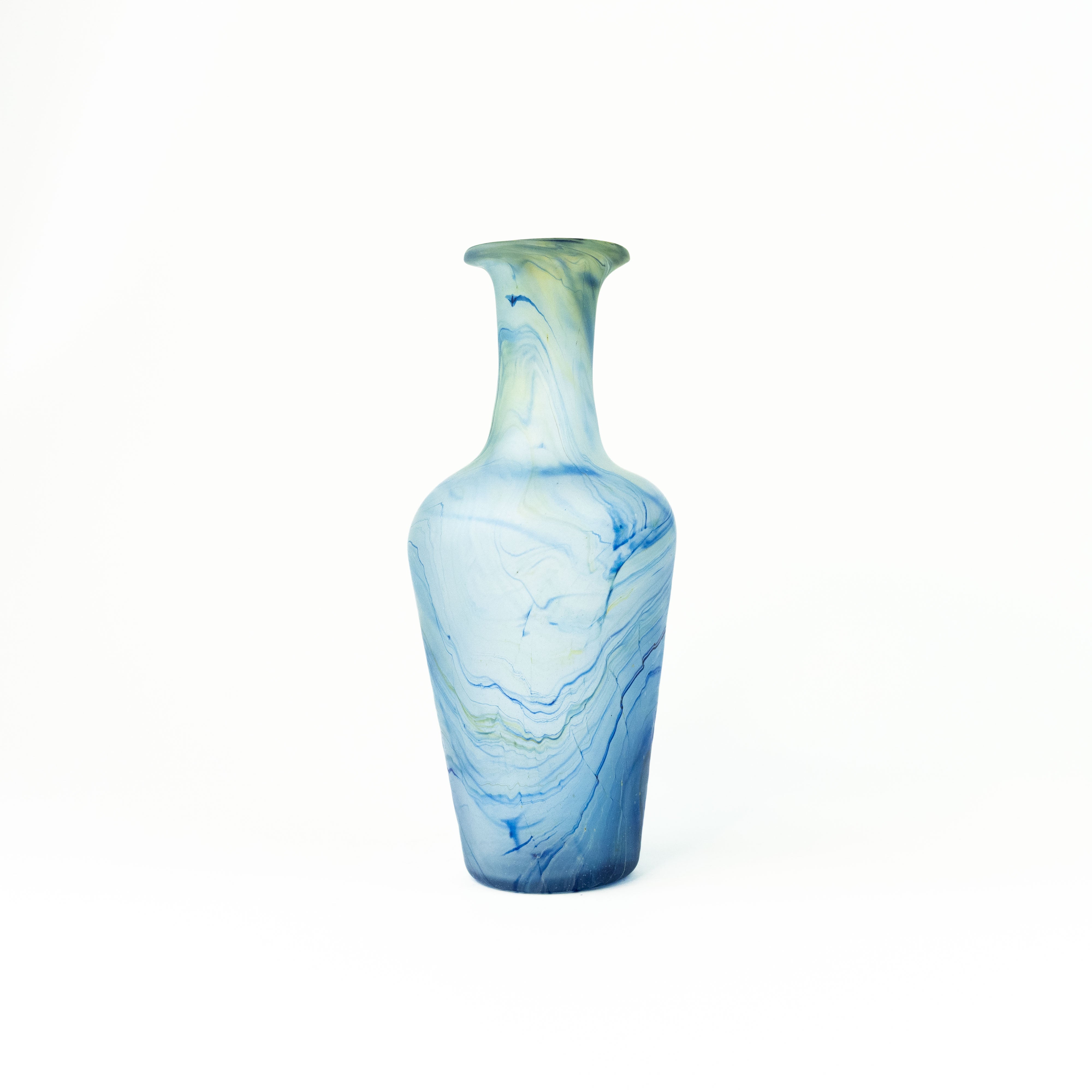 NEU Vase / Karaffe Baby-Blue – Recyceltes Glas & Handgeblasen