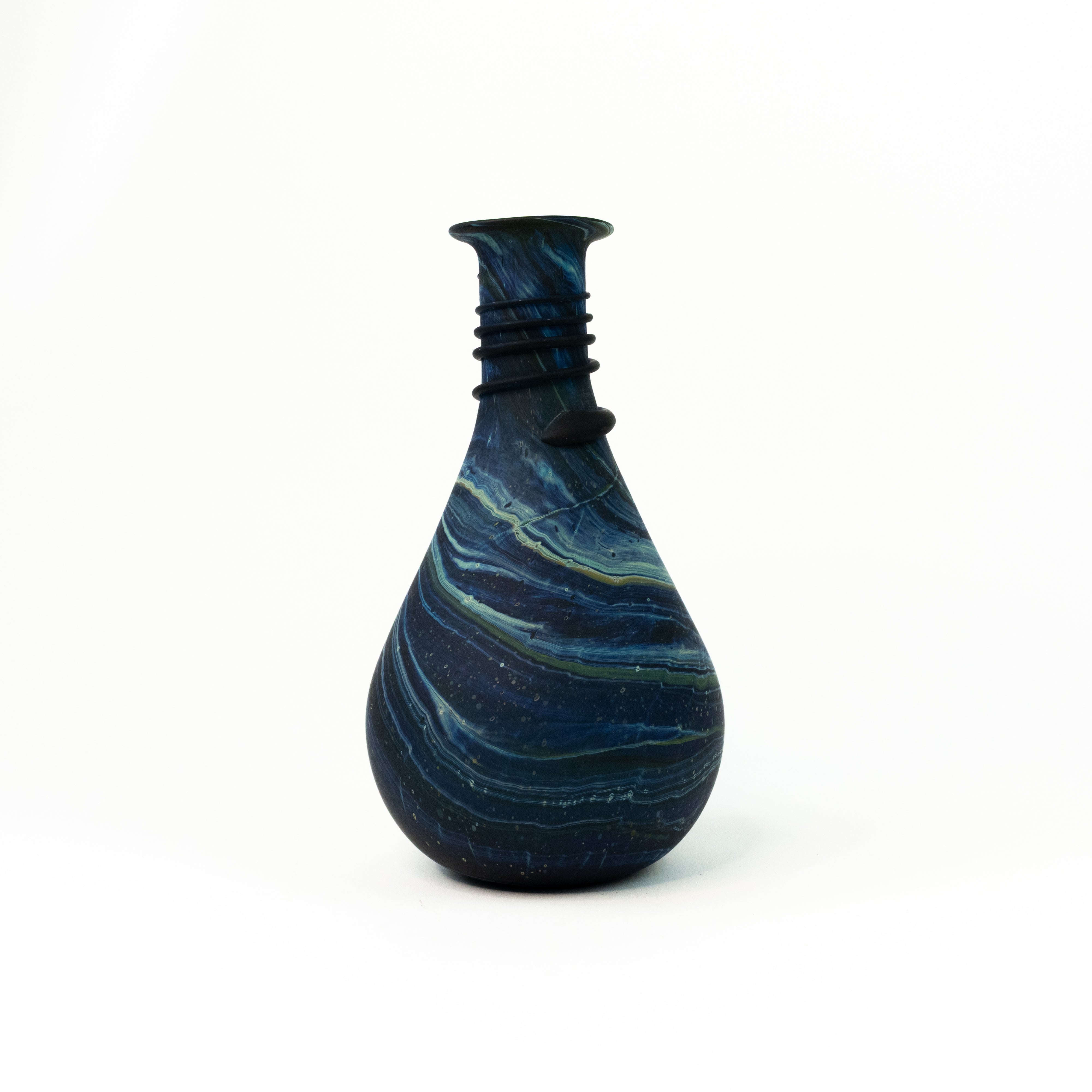 NEU Vase / Karaffe Blau – Recyceltes Glas & Handgeblasen