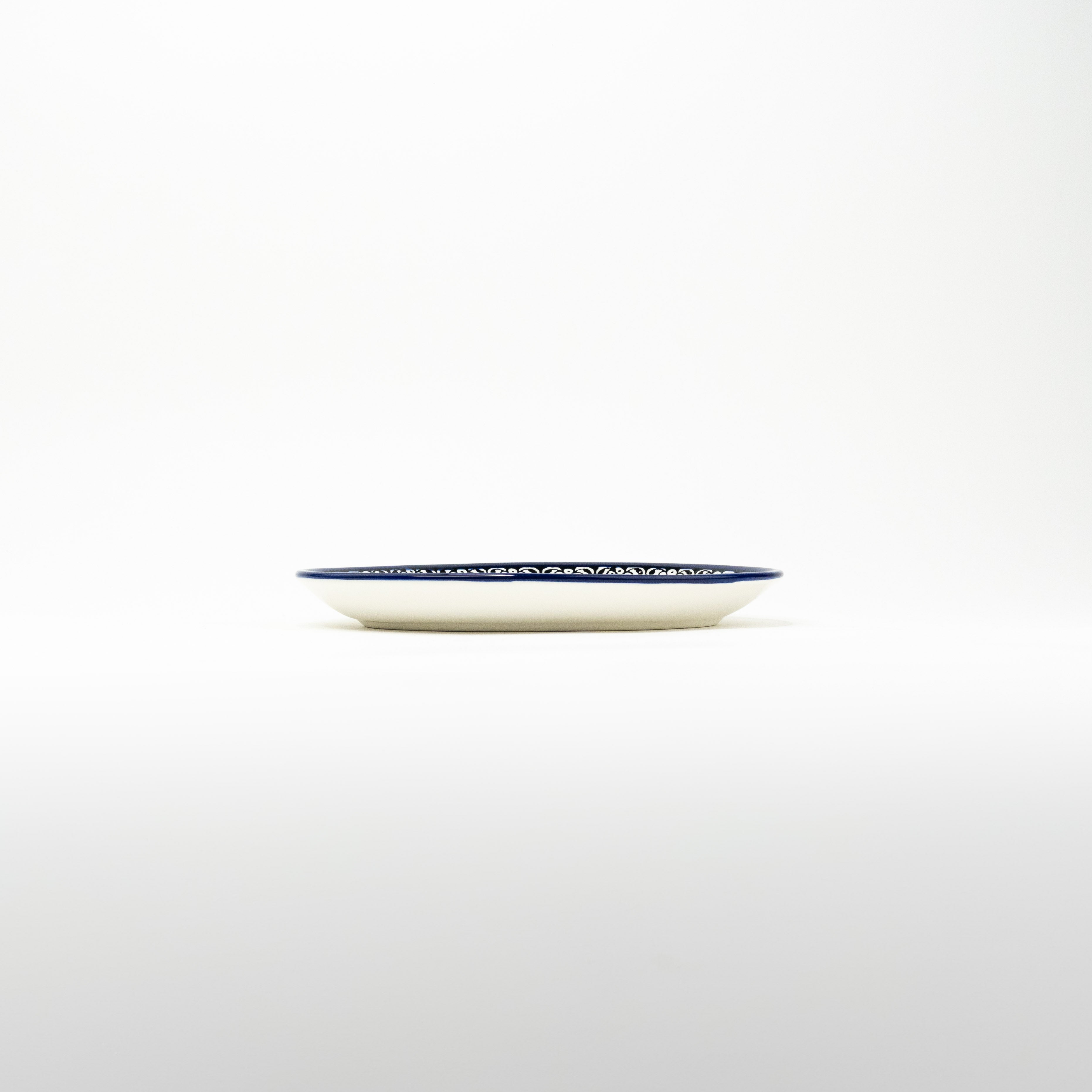 Oval 22 cm flach grün