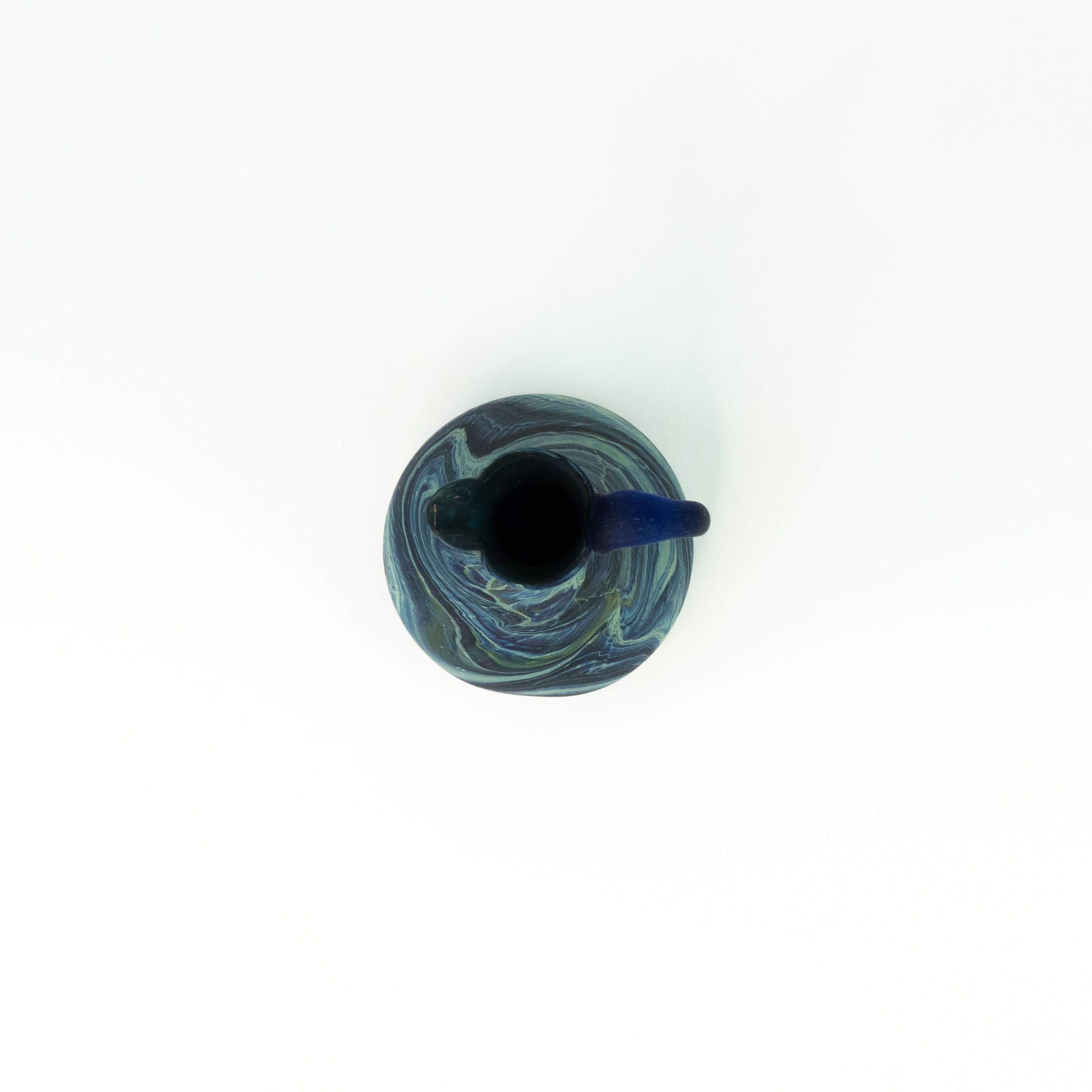 NEU Karaffe Blau – Recyceltes Glas & Handgeblasen