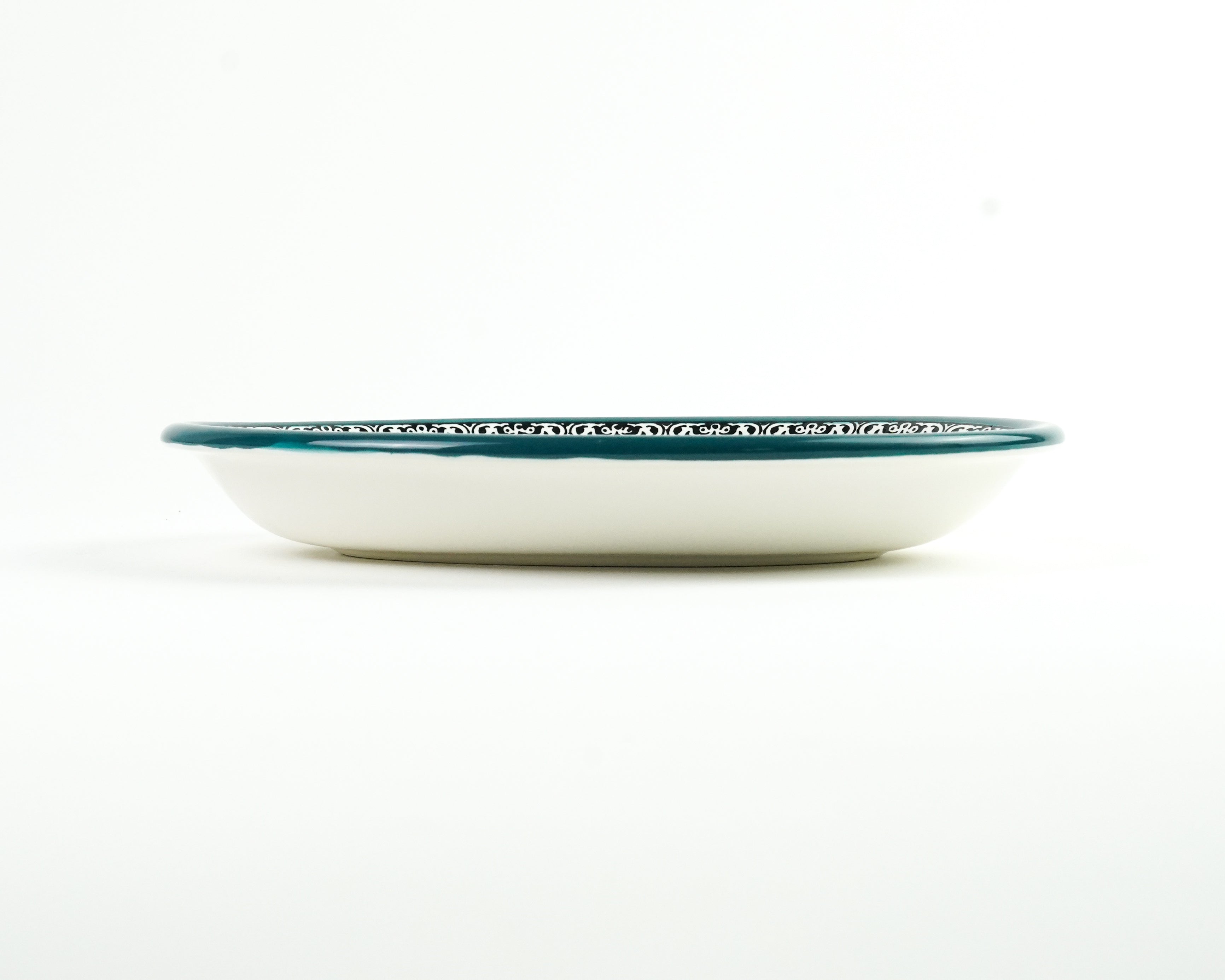 Oval, 30 cm deep