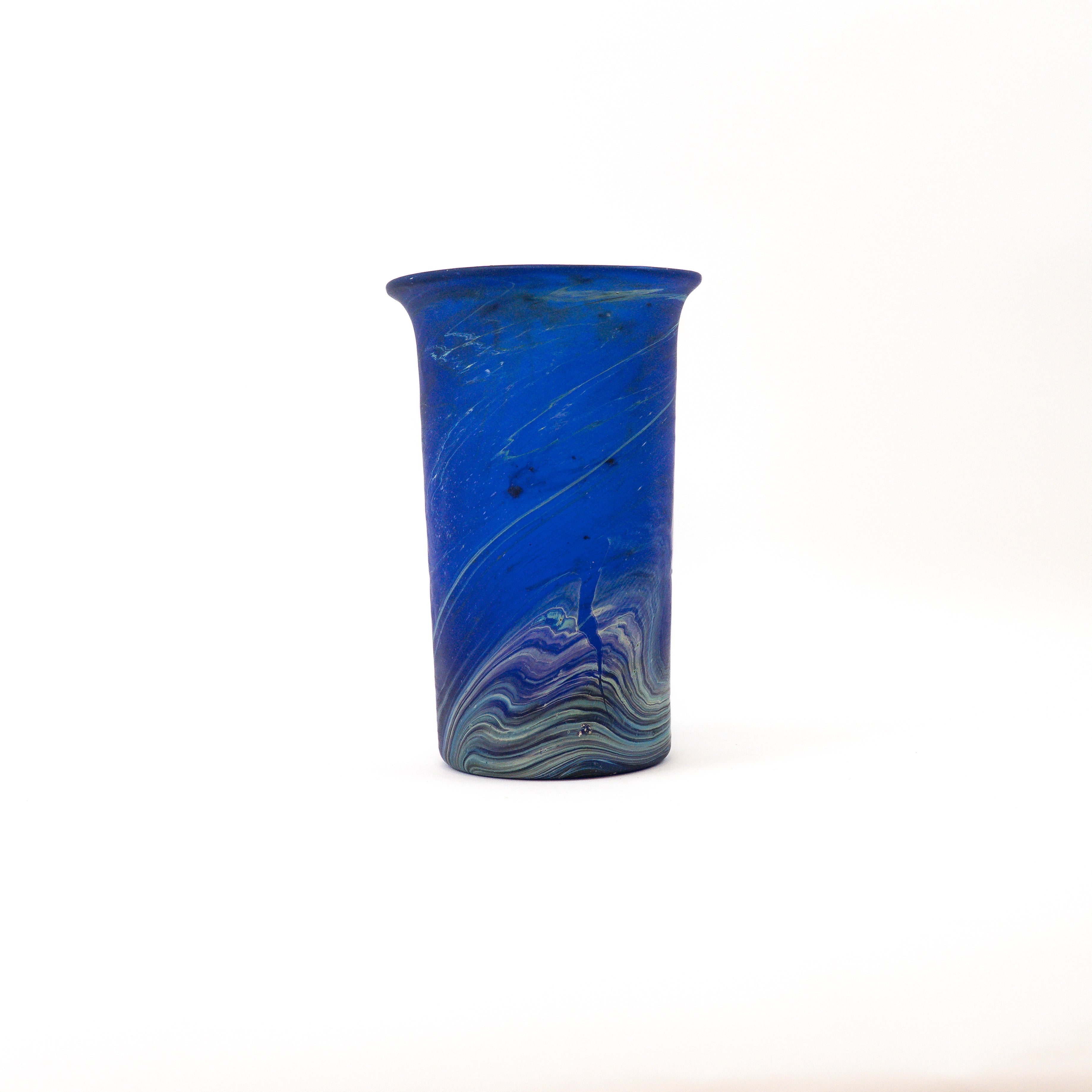 Hebron Vase Blau – Recyceltes Glas & Handgeblasen