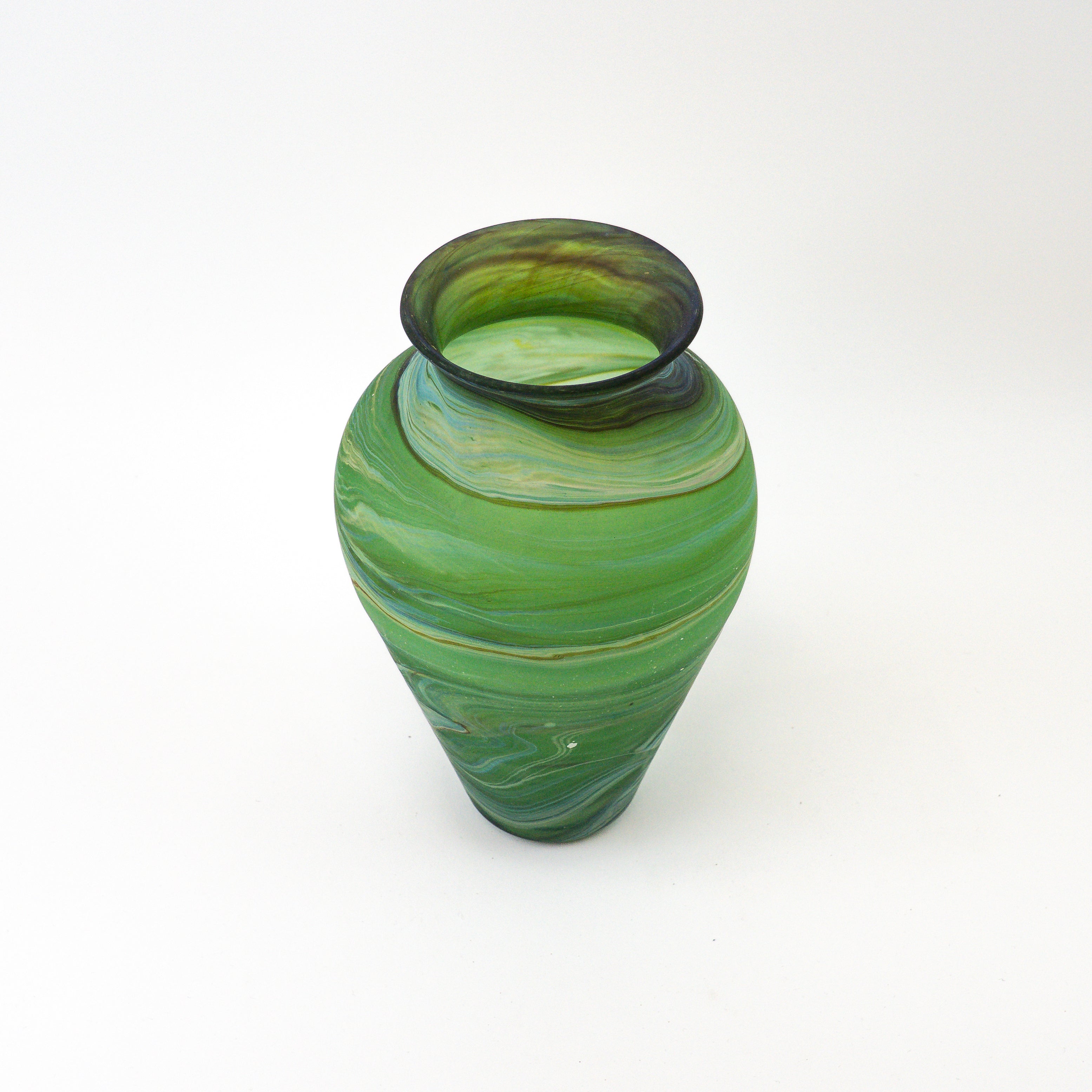 Hebron Vase Grün – Recyceltes Glas & Handgeblasen