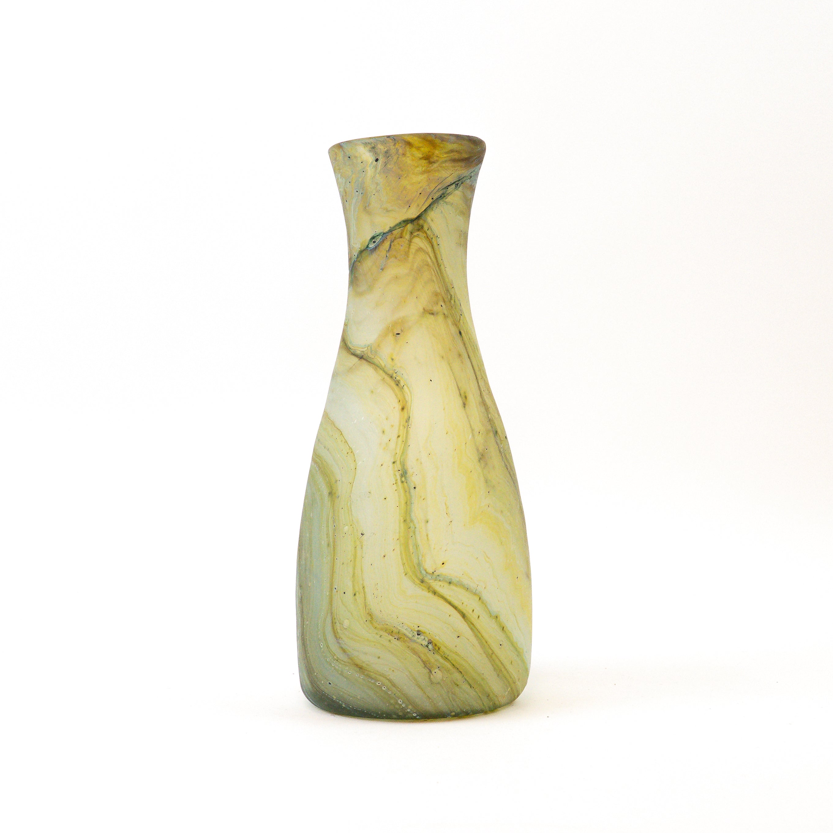 Hebron Vase / Karaffe Grün – Recyceltes Glas & Handgeblasen