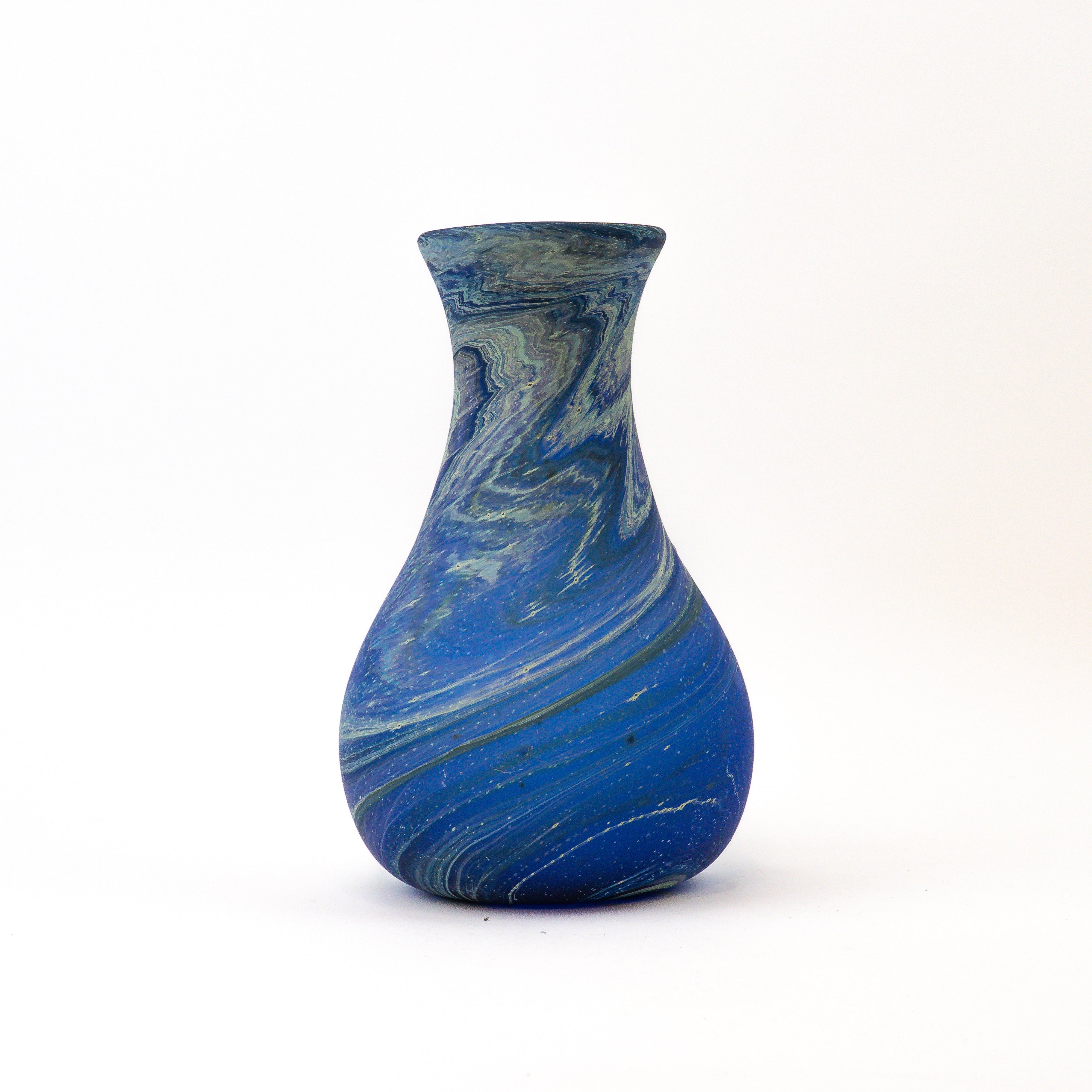 Hebron Vase Blau – Recyceltes Glas & Handgeblasen