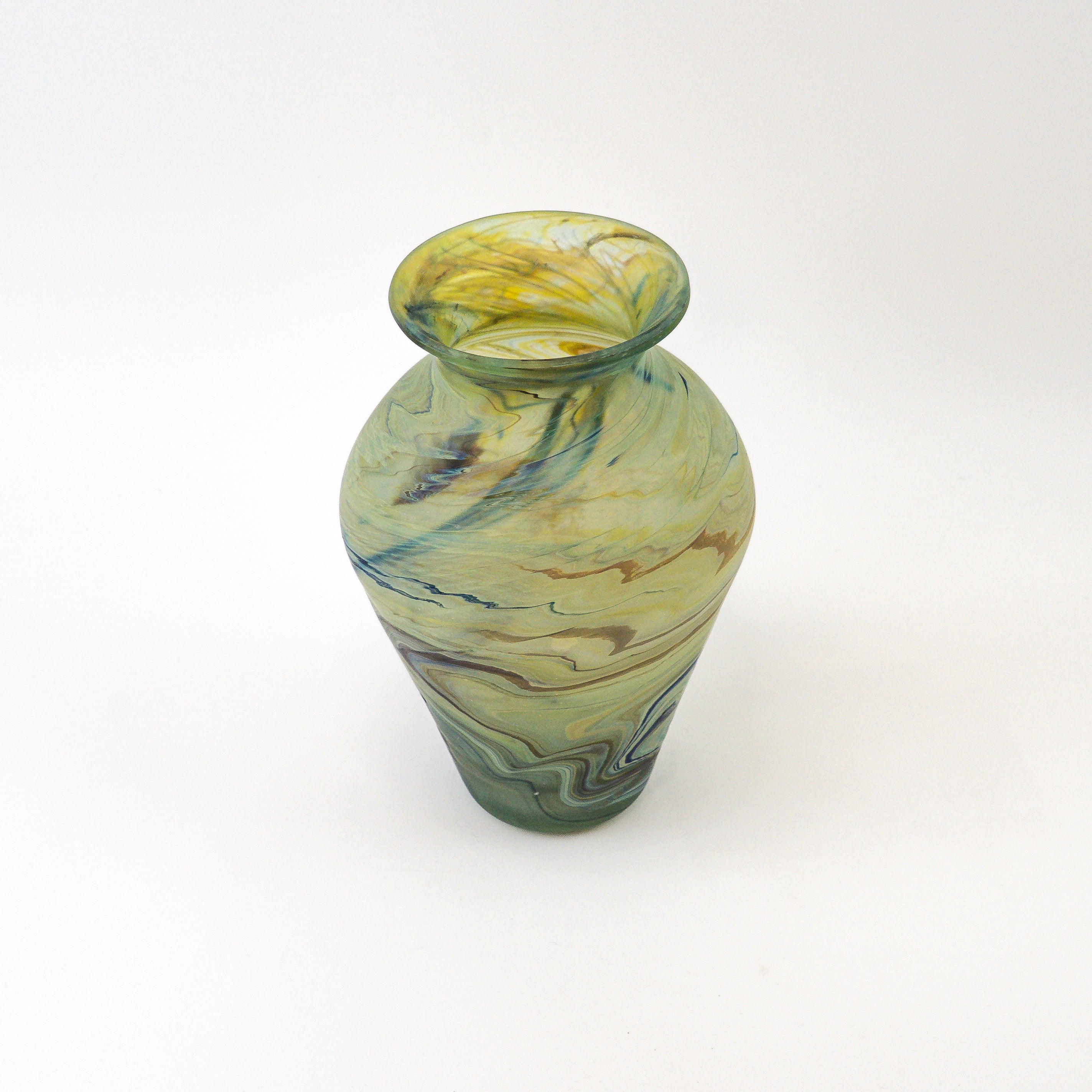 Hebron Vase Grün Braun – Recyceltes Glas & Handgeblasen