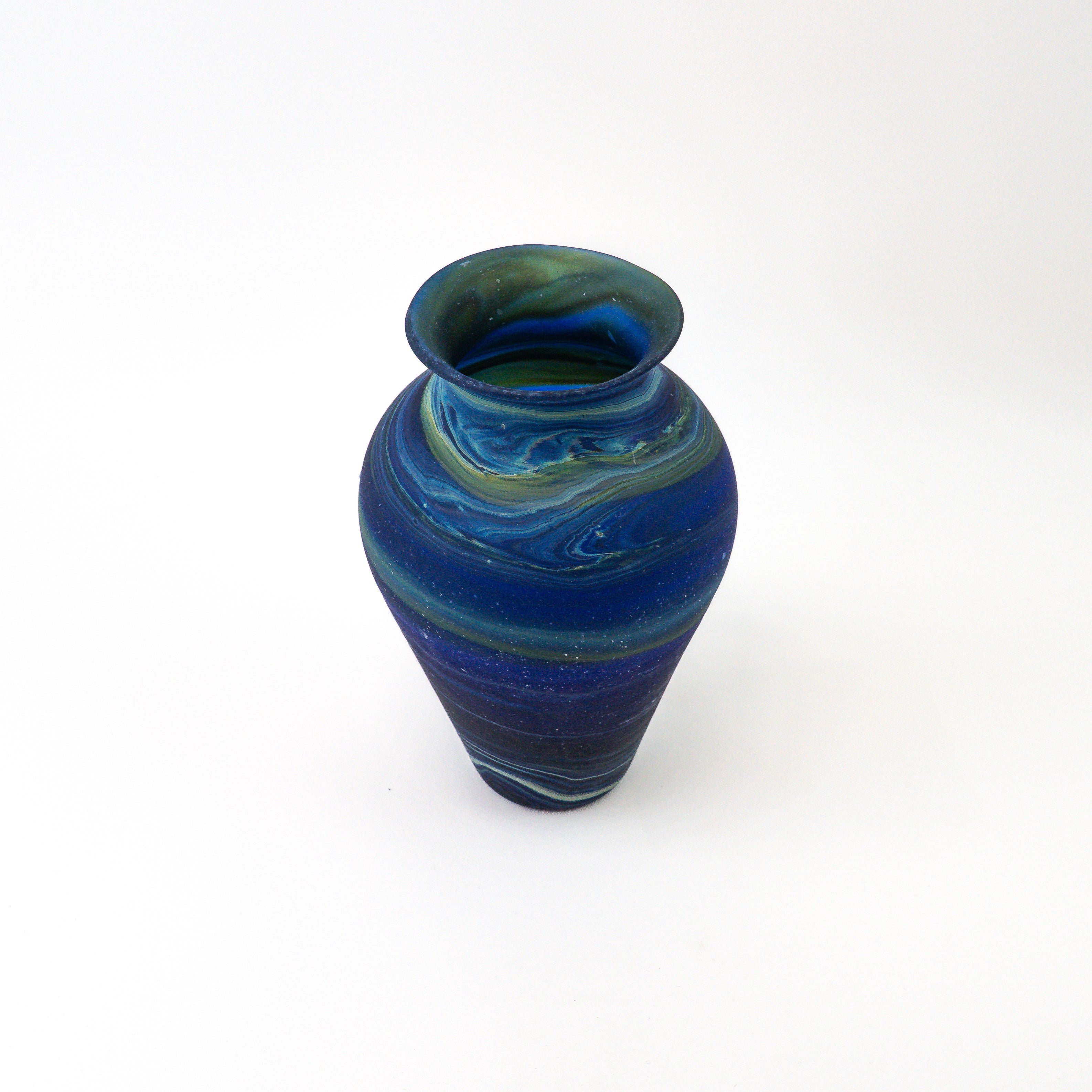 Hebron Vase Blau – Recyceltes Glas & Handgeblasen