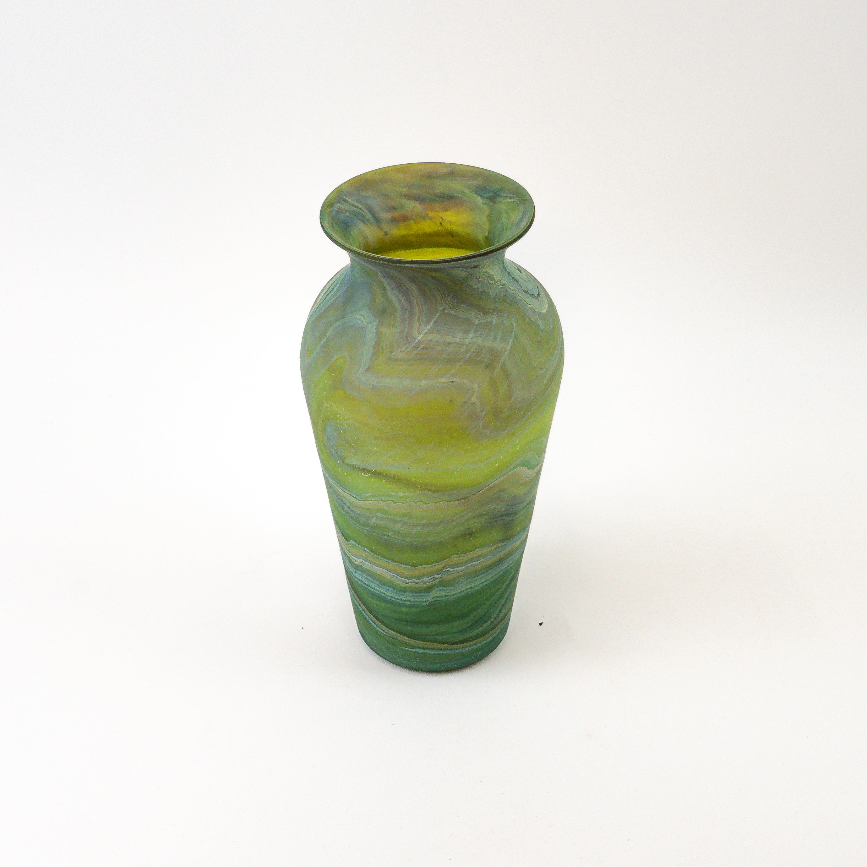 Hebron Vase Grün – Recyceltes Glas & Handgeblasen