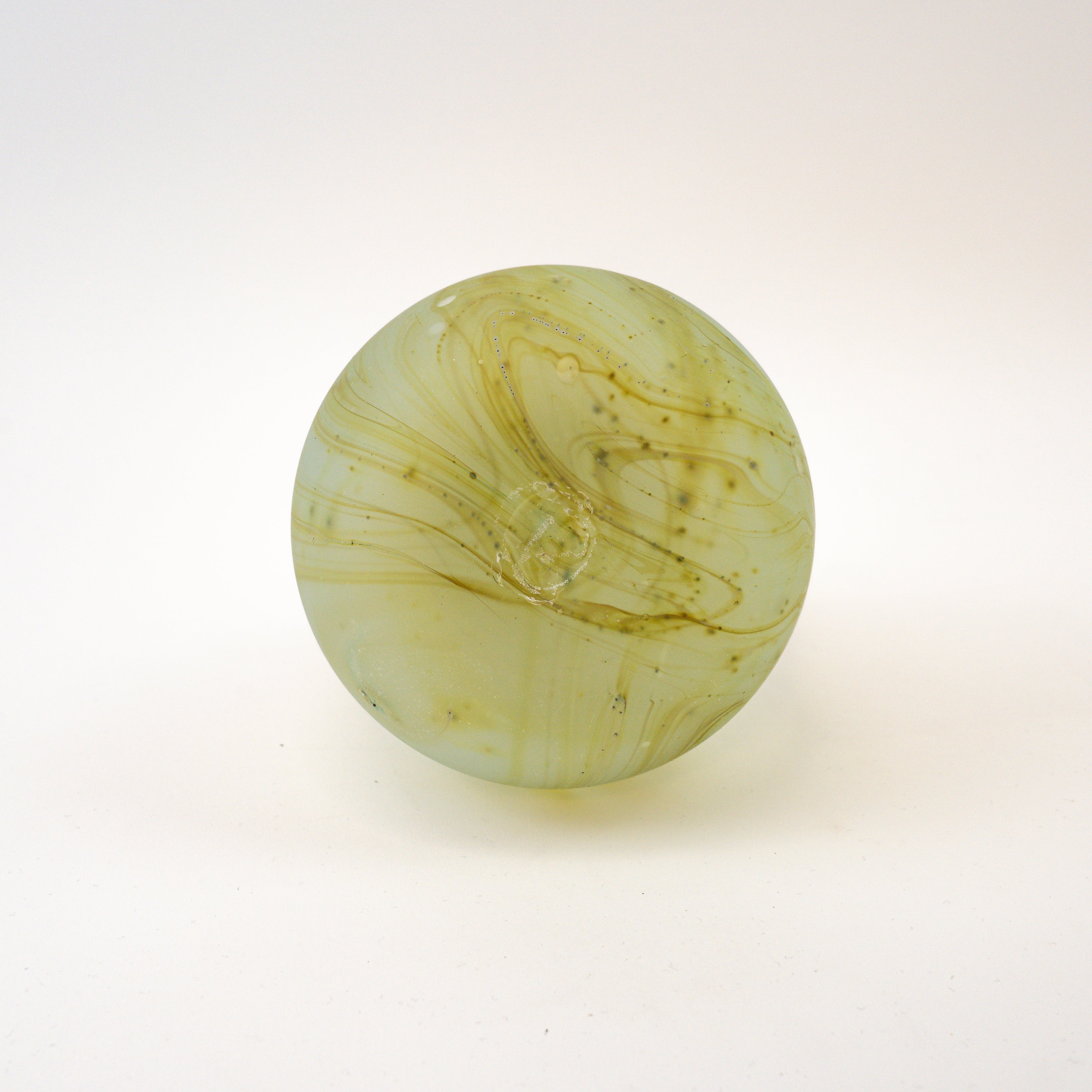 Hebron Carafe Lime Green – Recycled Glass & Handblown