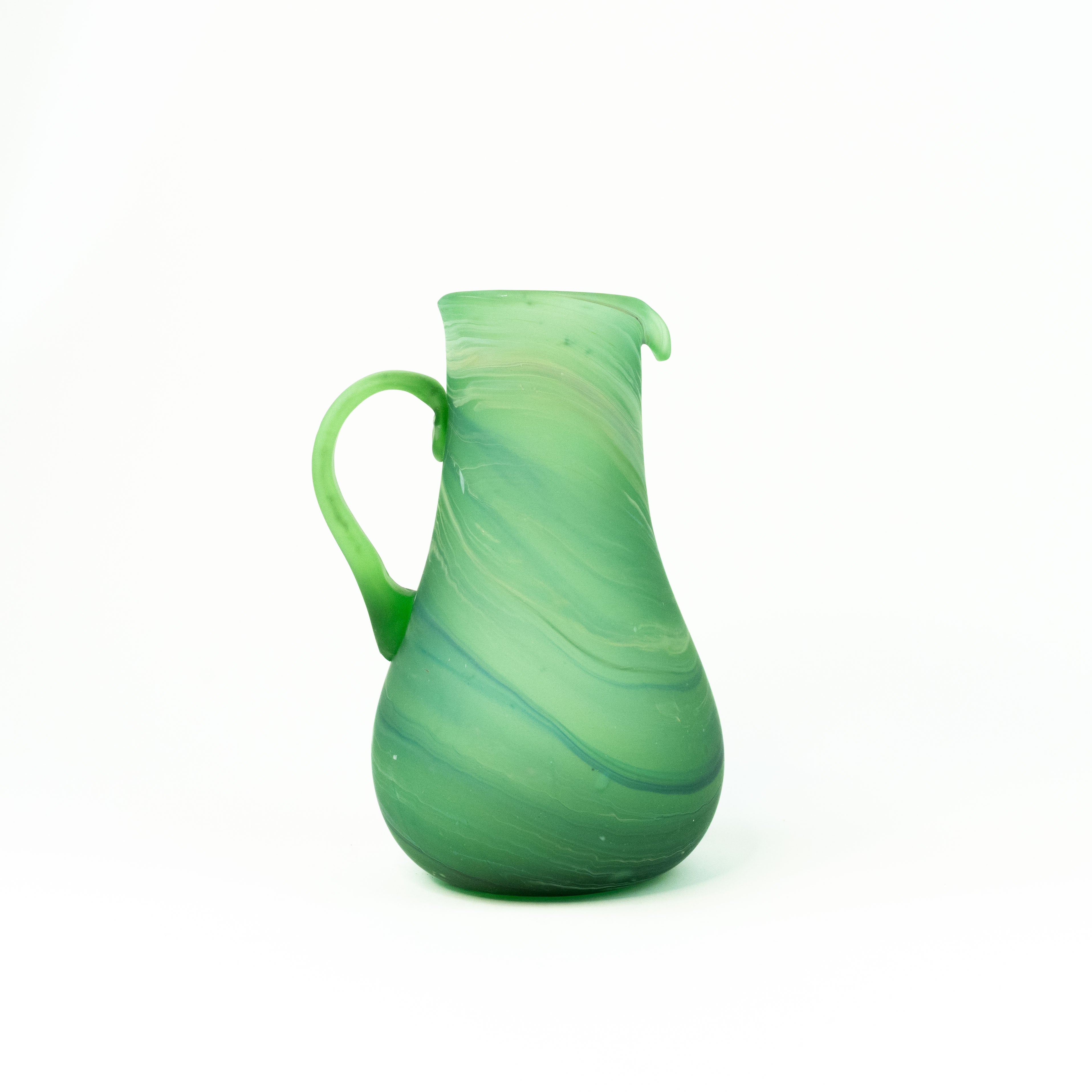 NEU Karaffe Grün – Recyceltes Glas & Handgeblasen