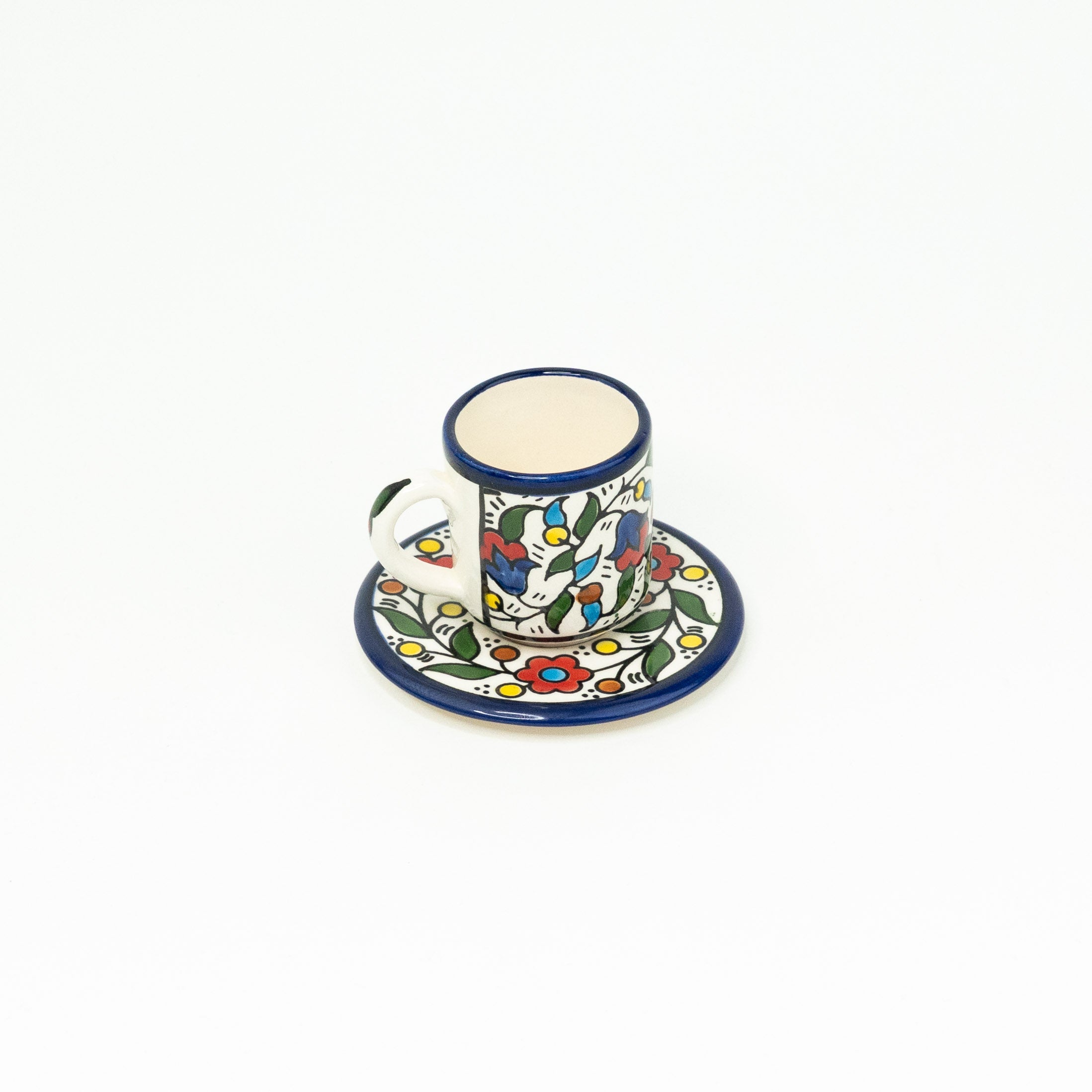 Finjan mit Untertasse bunt