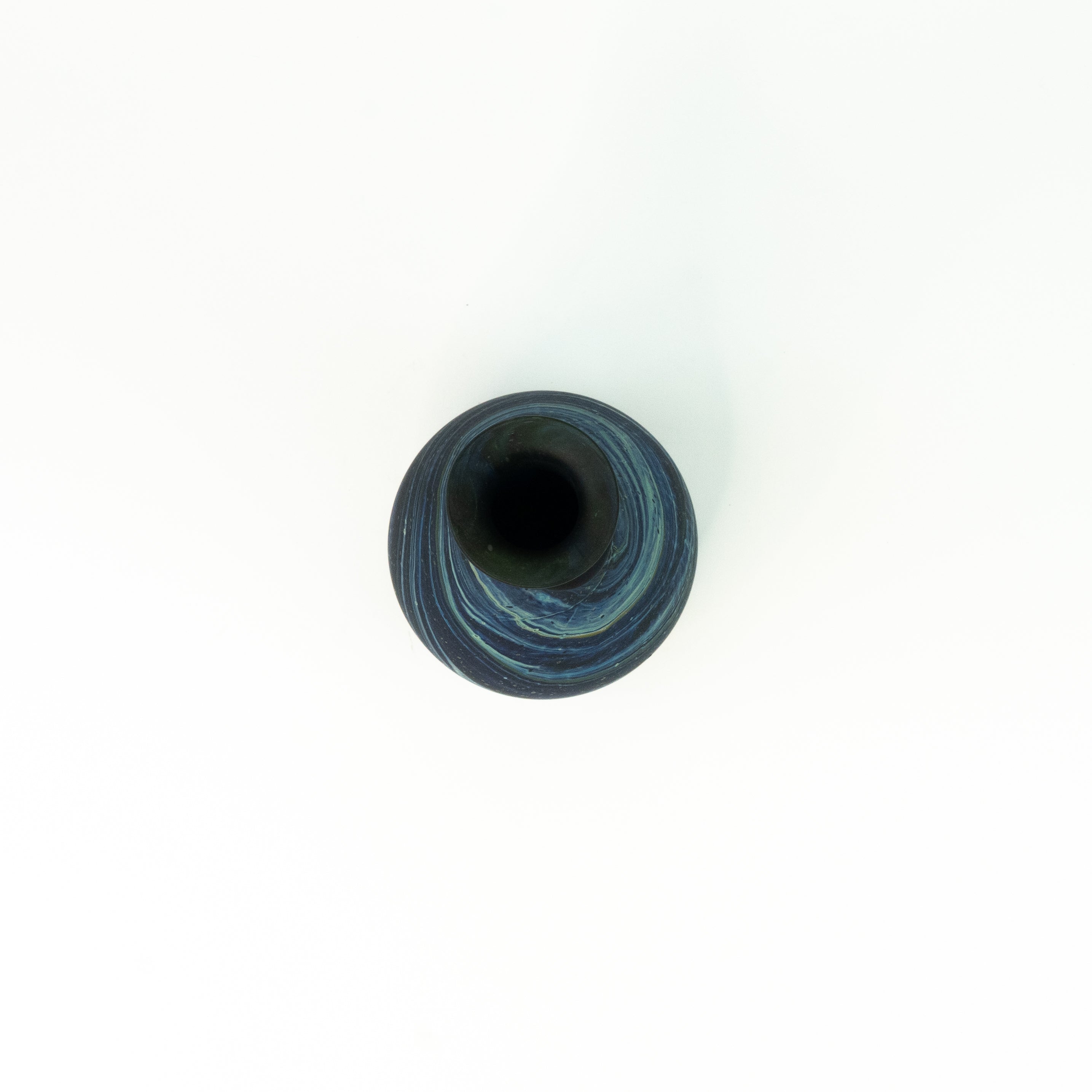 NEU Vase Blau – Recyceltes Glas & Handgeblasen