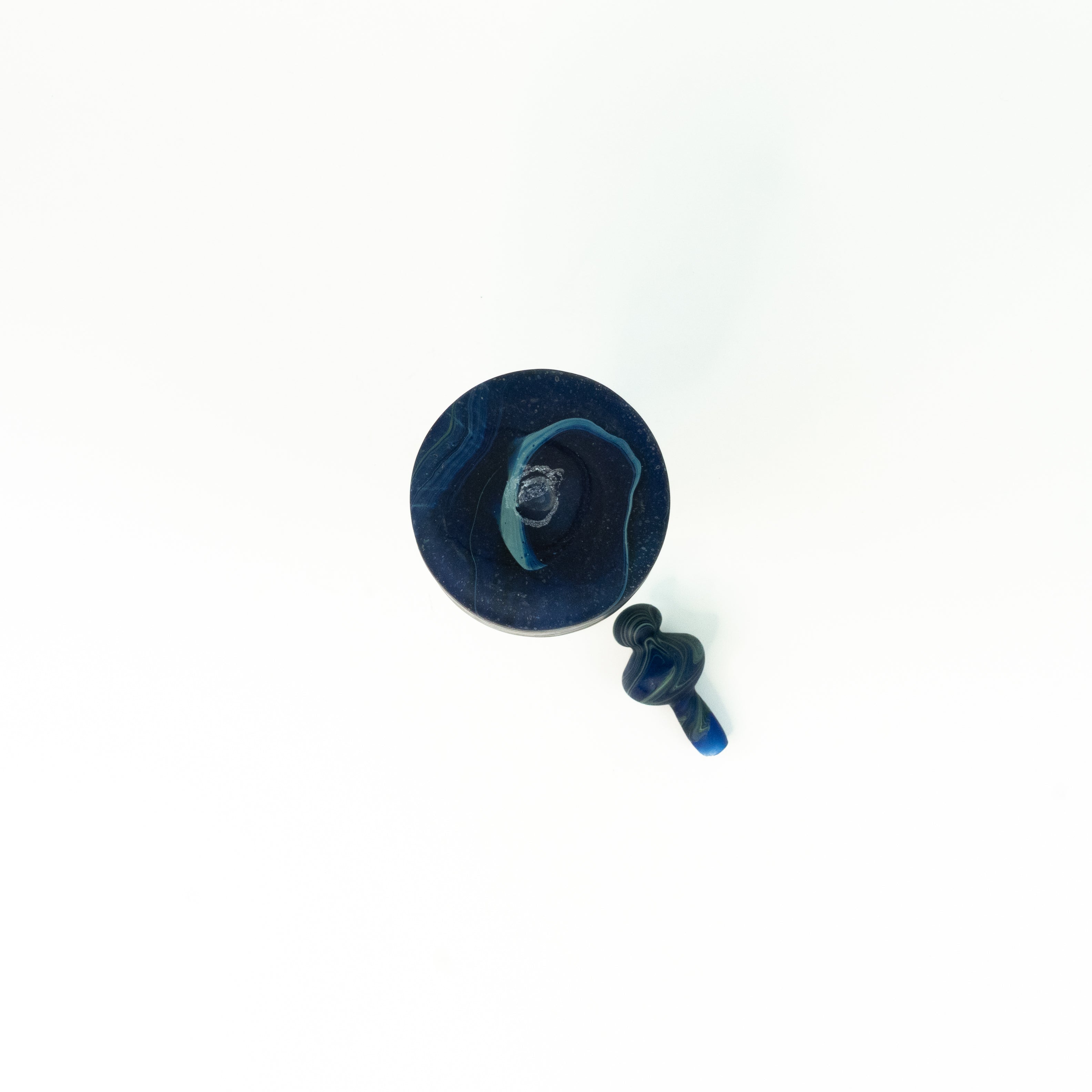 NEU Karaffe Blau – Recyceltes Glas & Handgeblasen