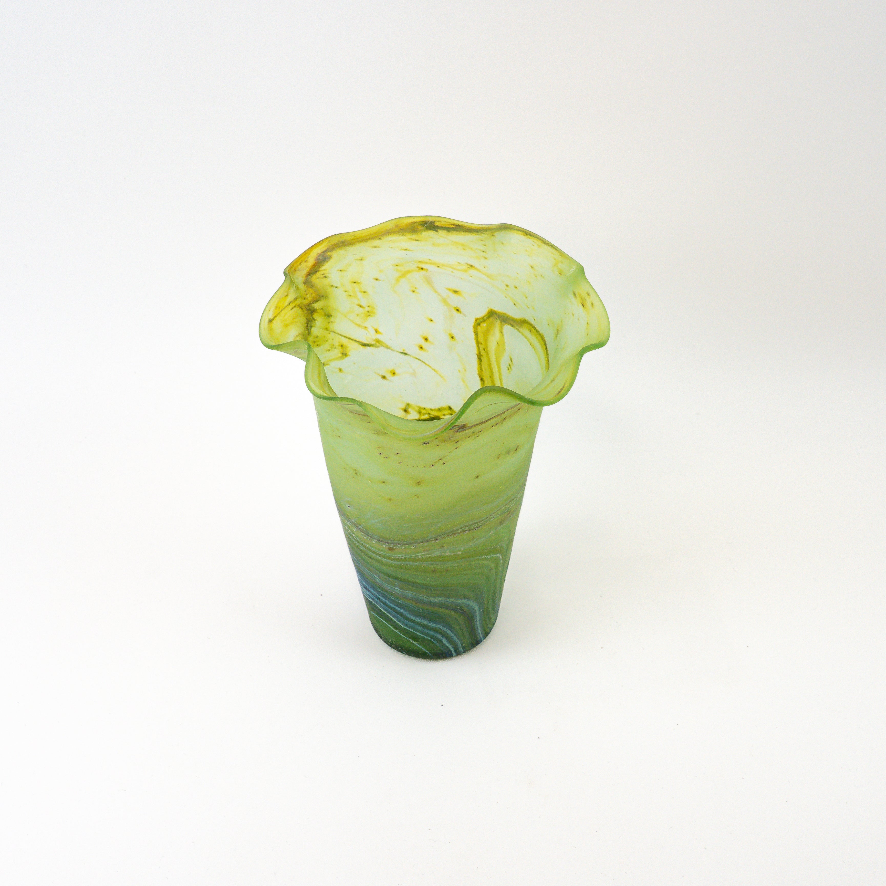 Hebron Vase Grün – Recyceltes Glas & Handgeblasen