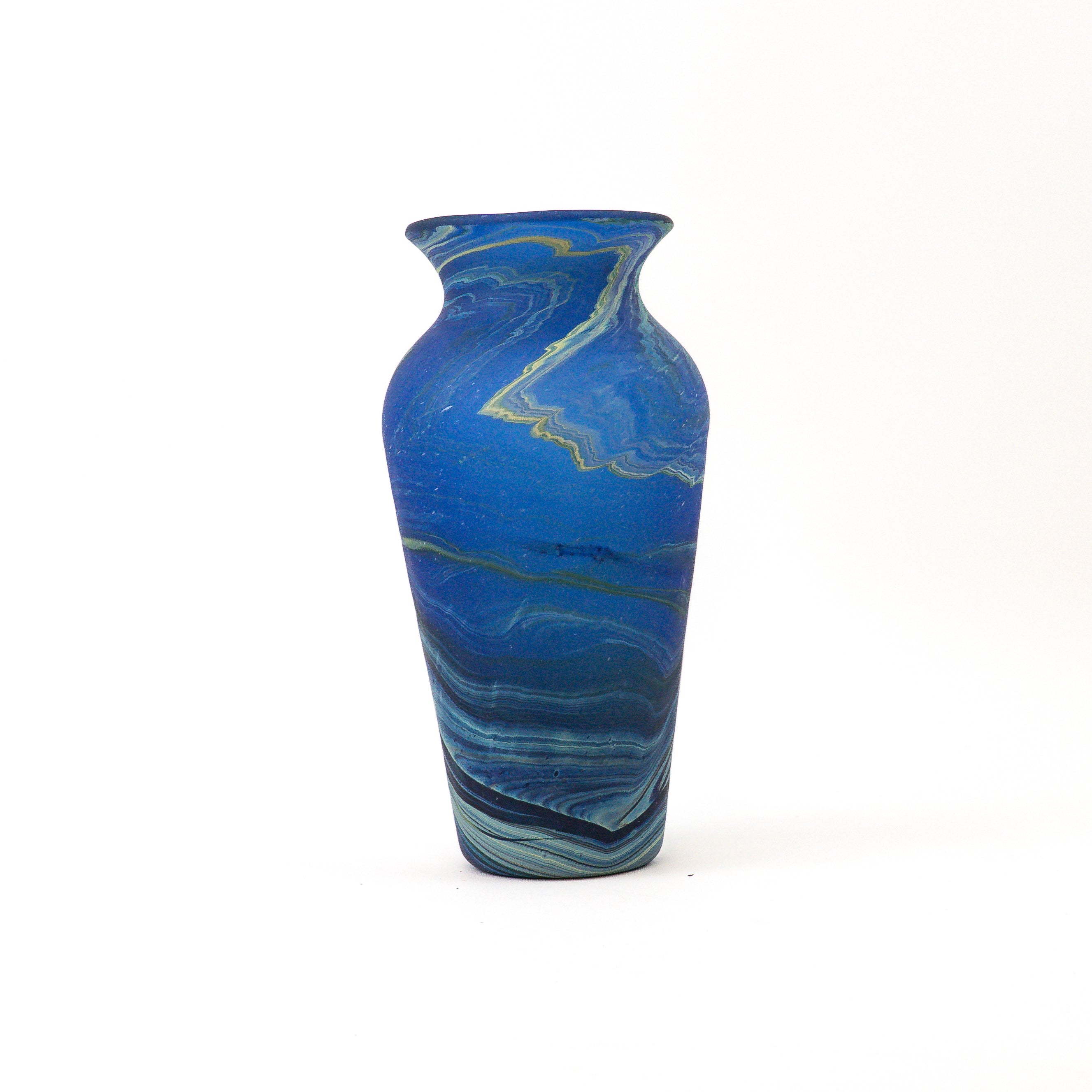Hebron Vase Blau – Recyceltes Glas & Handgeblasen