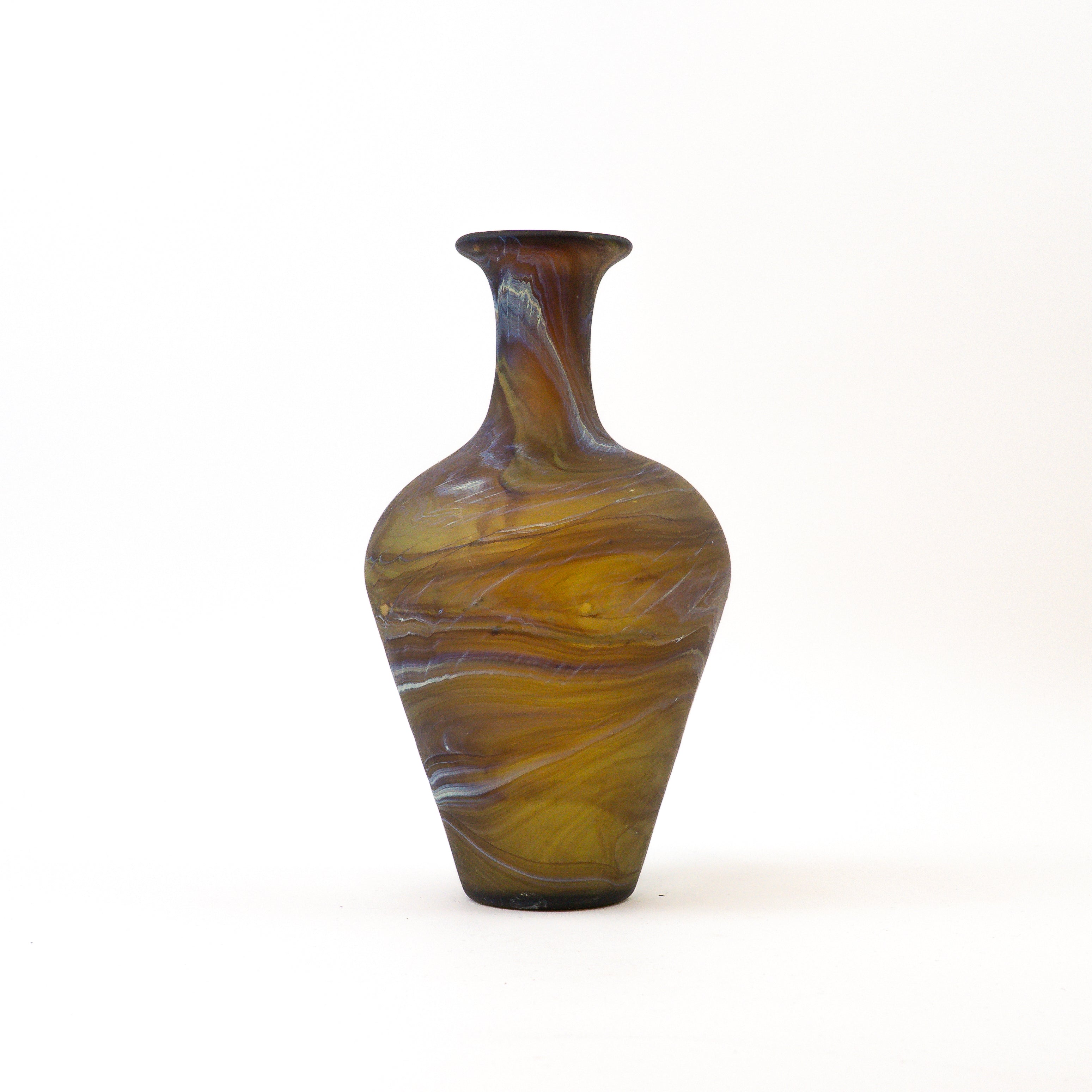 Hebron Carafe / Vase brown – Recycled glass &amp; Handblown
