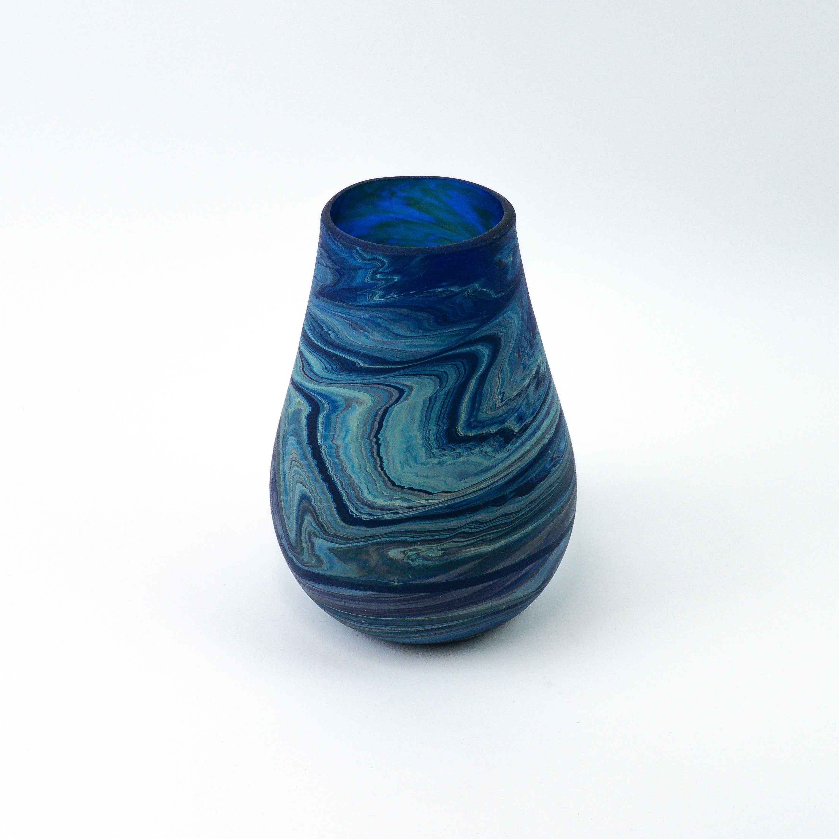 Hebron Vase Blue – Recycled Glass &amp; Handblown