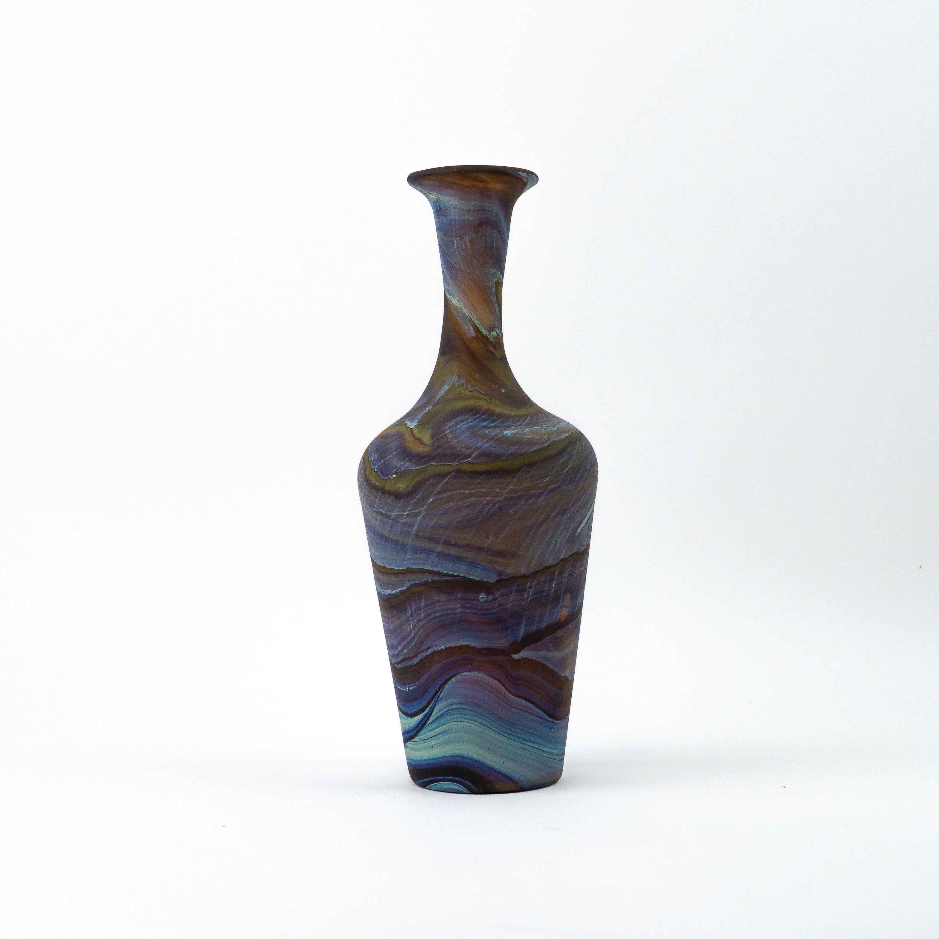Hebron Carafe / Vase brown – Recycled glass &amp; Handblown