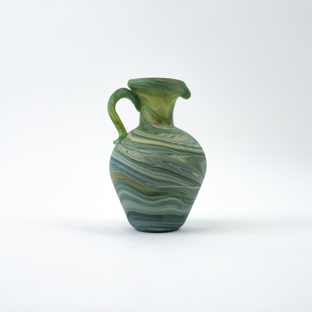 Hebron Mini- Karaffe / Vase Grün – Recyceltes Glas & Handgeblasen