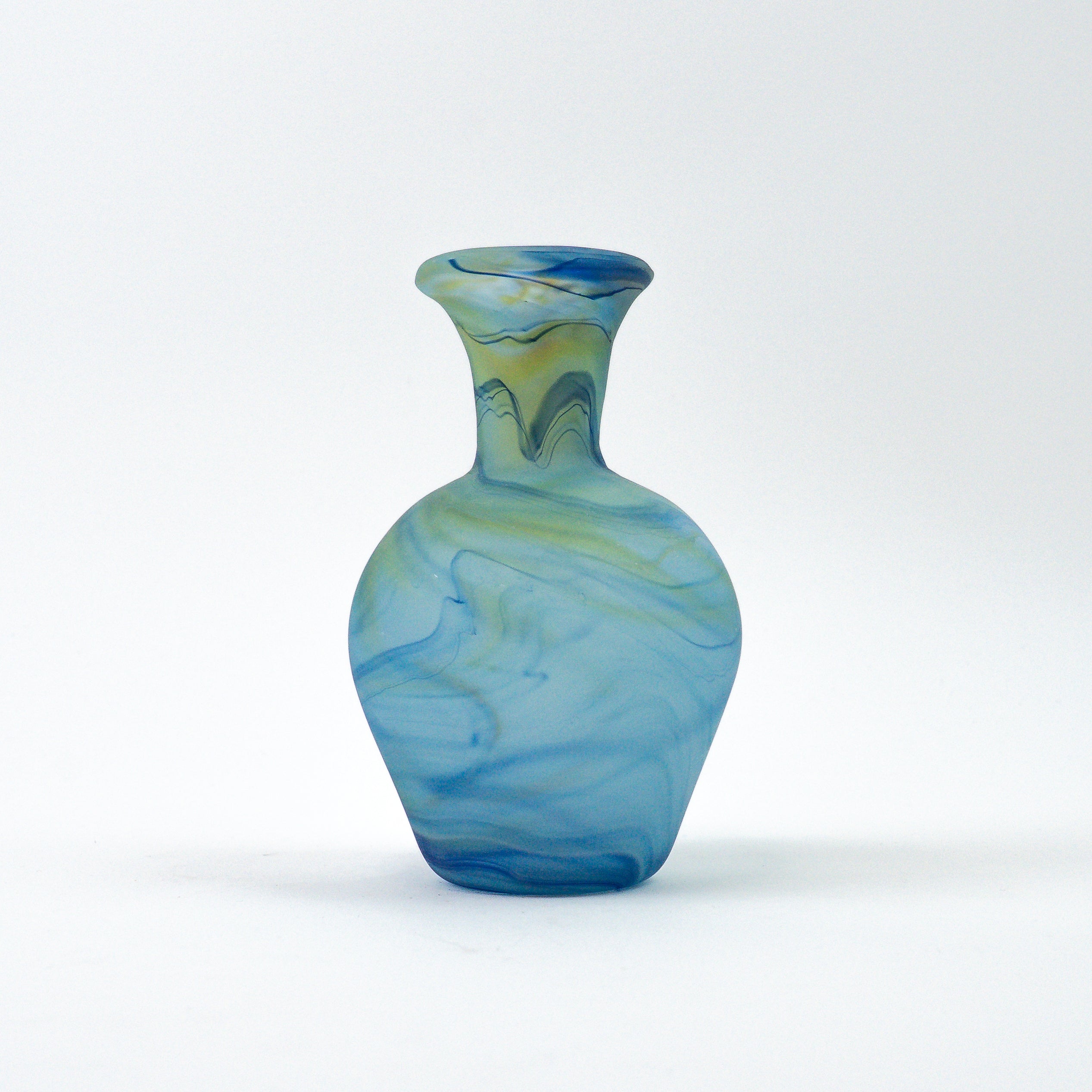Hebron Mini Vase Sky Blue – Recycled Glass &amp; Hand-Blown