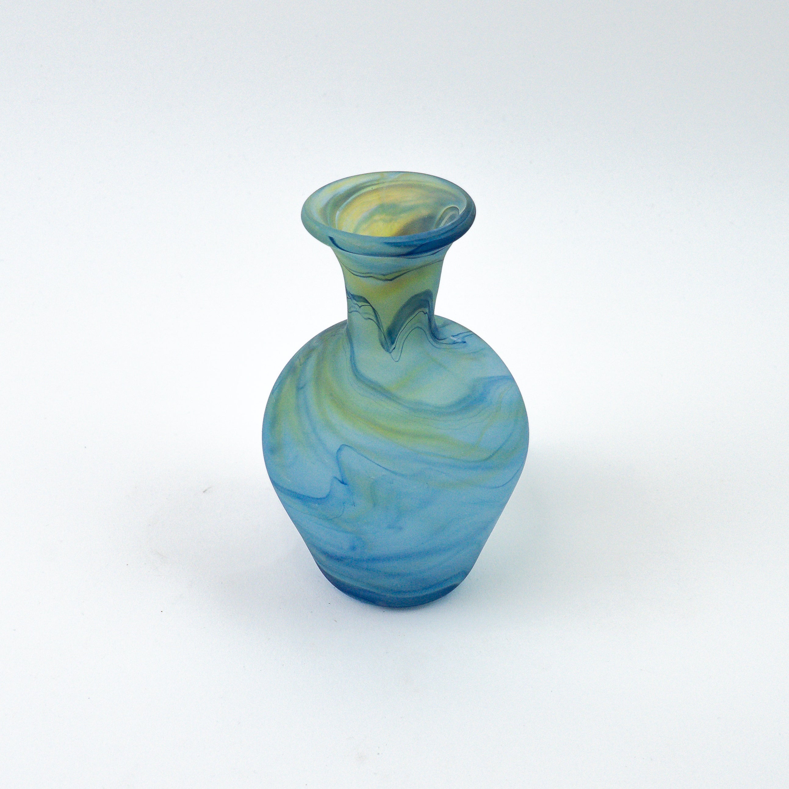 Hebron Mini Vase Sky Blue – Recycled Glass &amp; Hand-Blown